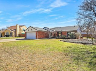 1806 Teton Dr, Grapevine, TX 76051