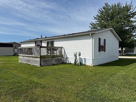 Exterior Image-2-MWR 511 Woods Edge