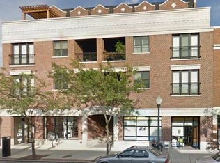 5647 N Clark St APT 404, Chicago, IL 60660