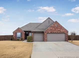 22230 E 115th Pl, Broken Arrow, OK 74014