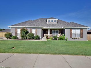 1675 Churchill Dr, Conway, AR 72034