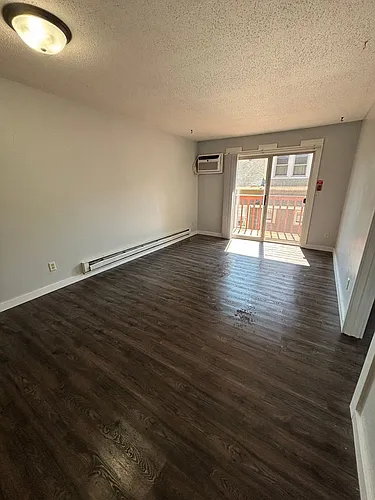 333 6th St S Photo 1