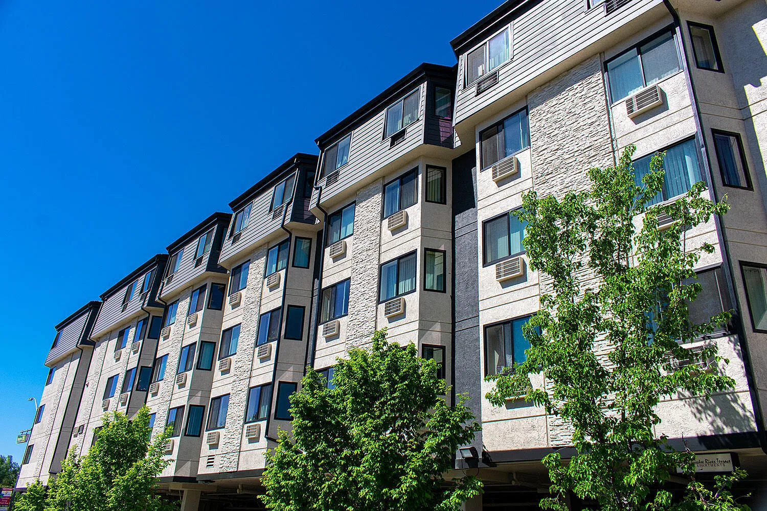 Truckee River Terrace — Photo 1