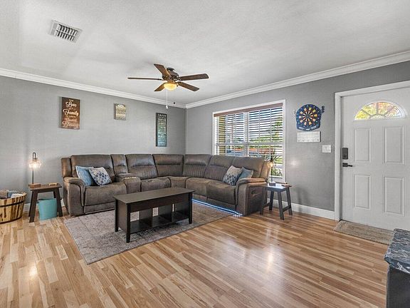 5th image of 2037 SE Parkwood Circle