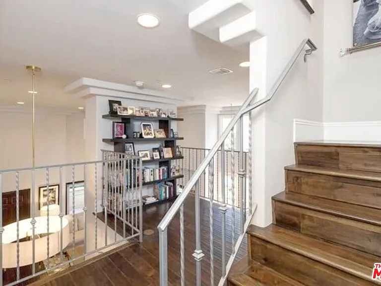 1311 Centinela Ave #2 — Photo 5