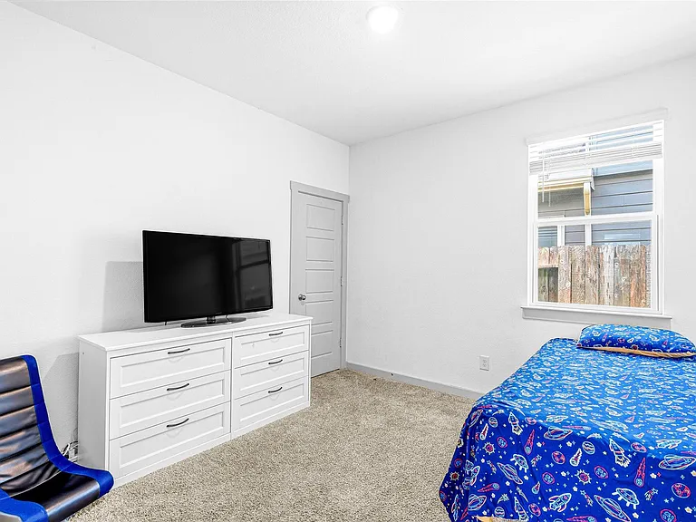 12566 Fleet River Rd — Photo 17