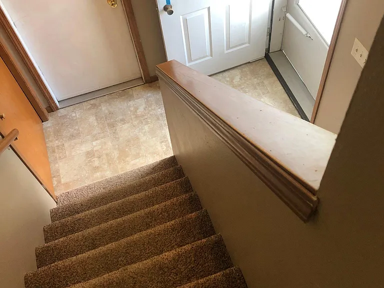 5782 Tudor Dr — Photo 8