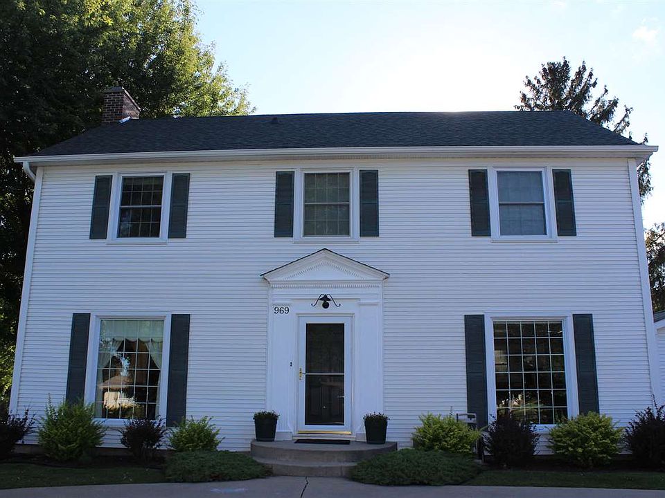 1st image of 969 Mitscher Ave