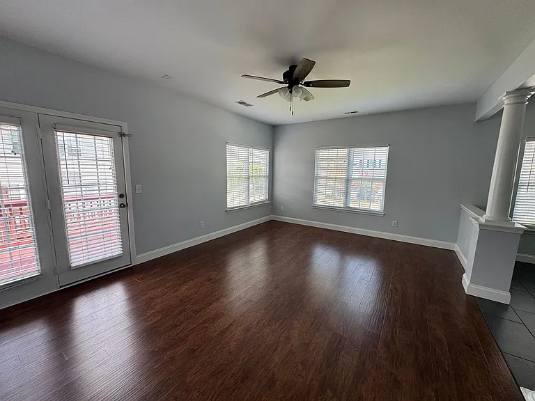 304 Rock Ridge Ln — Photo 8