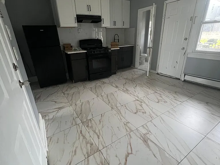 540 River St #1 — Photo 2