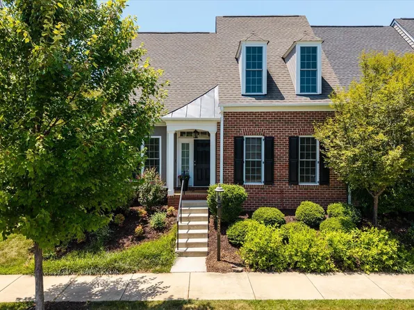 3420 Rowcross St, Crozet, VA 22932