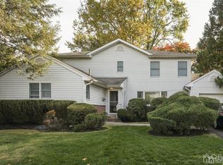 331 N 8th Ave, Edison, NJ 08817