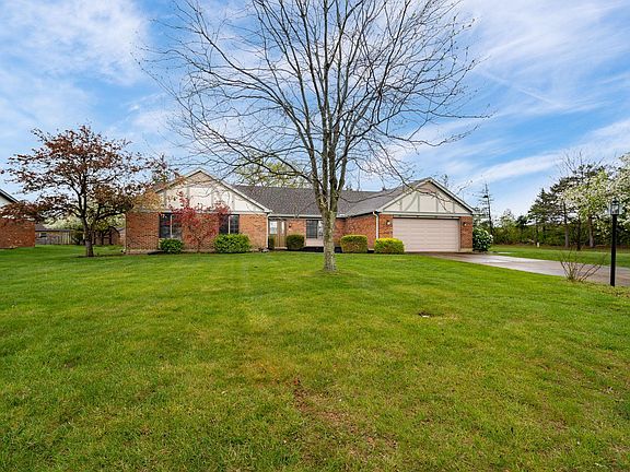 2nd image of 3789 Olde Willow Dr