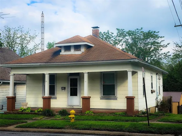 1500 State St, Chester, IL 62233