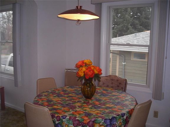 5th image of 2518 Rehberg Ln