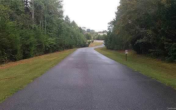 5th image of 3019 Mountain Creek Dr #29