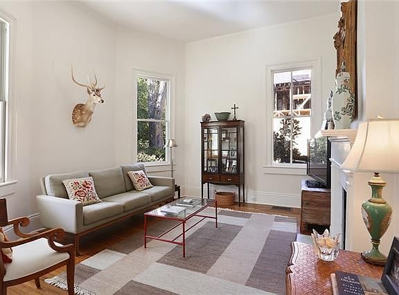 4th image of 411 Audubon St
