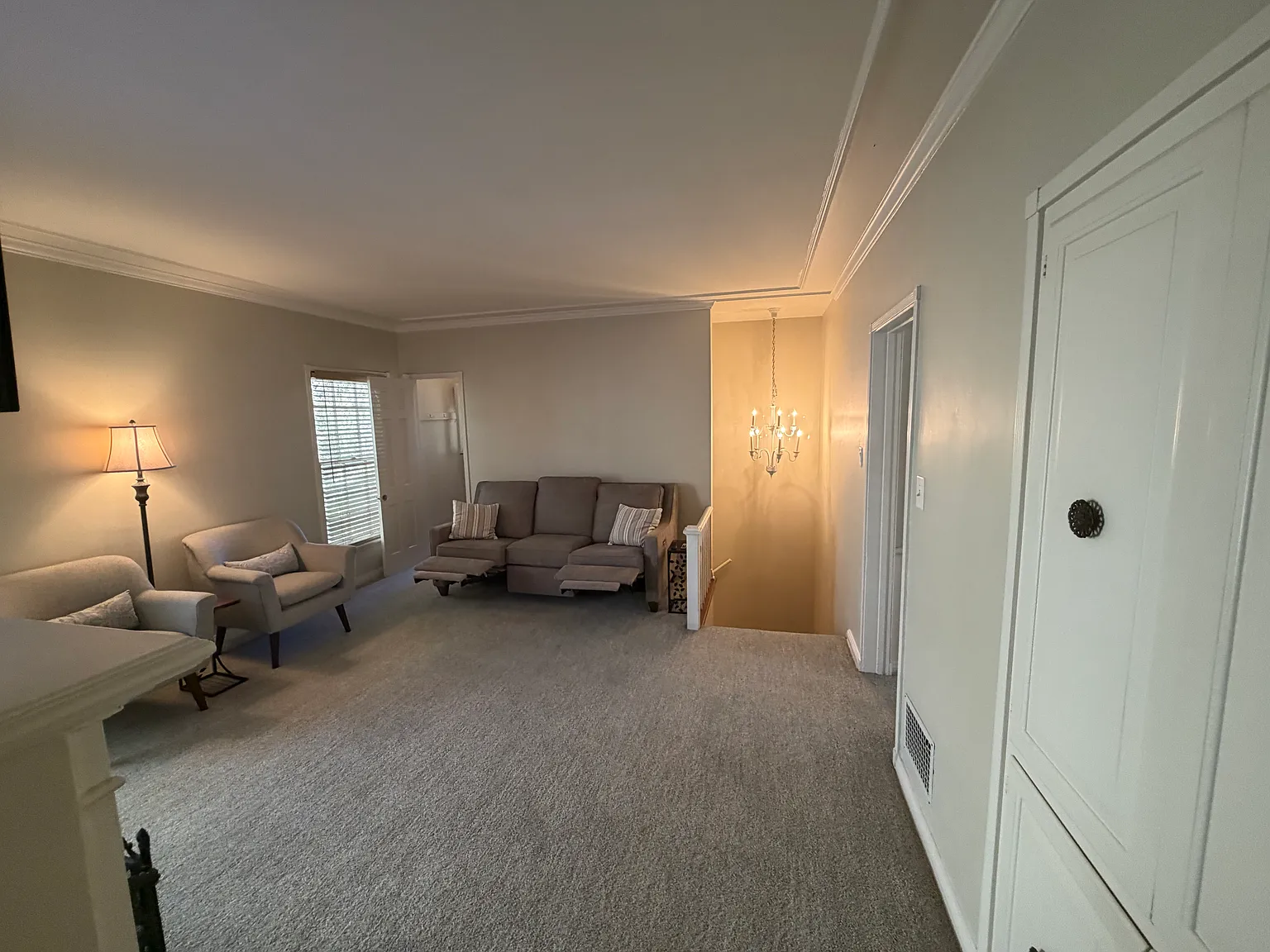 1 bed, 1000 sqft, $3,300 — Photo 2