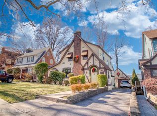 58 Conyingham Ave, Staten Island, NY