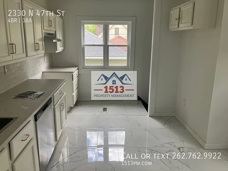 2330 N 47th St — Photo 8
