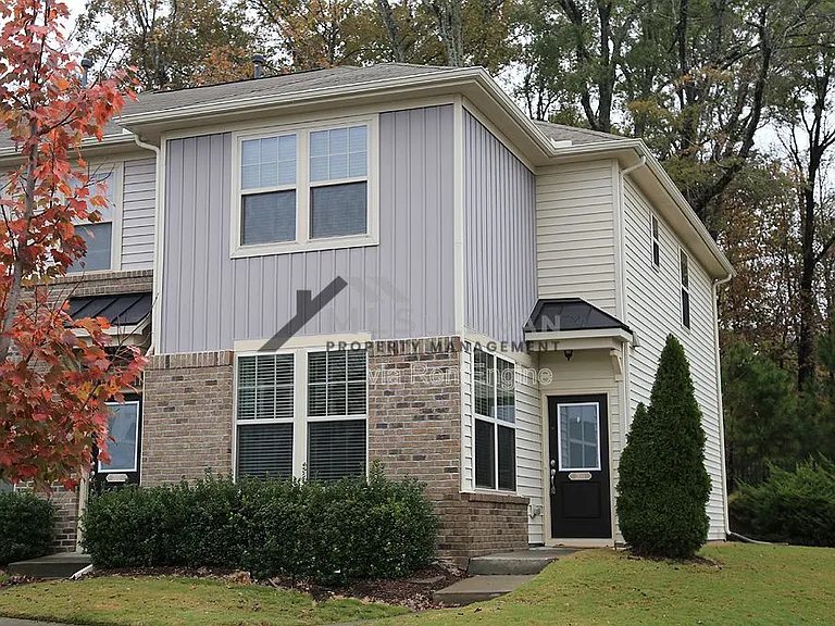 200 Mount Evans Dr — Photo 1