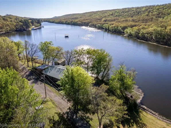 104 Wofford Lake Rd, Pocola, OK 74902