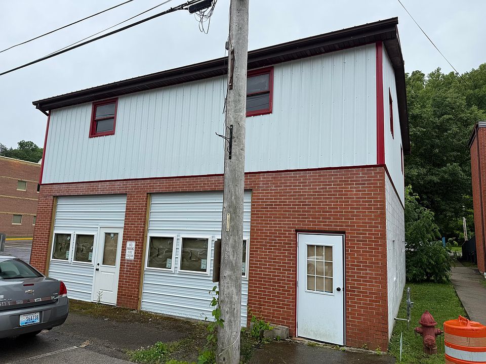 1st image of 155 Back St