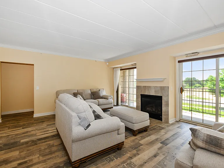 14130 Sheffield Dr #102 — Photo 4