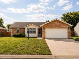 210 Bishop Dr, Seymour, IN 47274