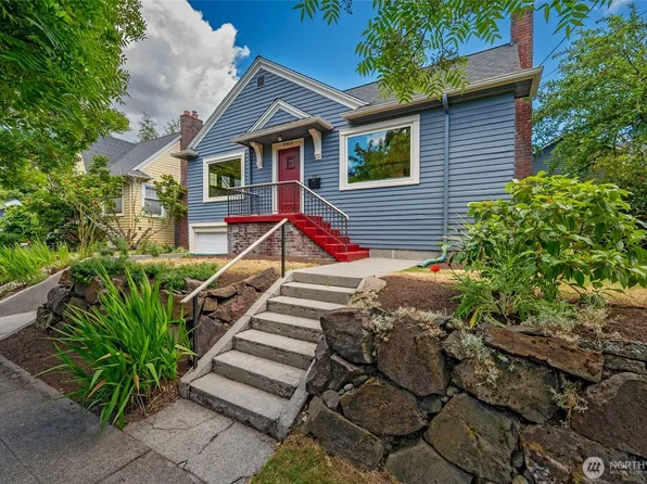 2562 6th Avenue W, Seattle, WA 98119