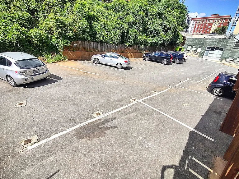 801 Church St — Photo 17