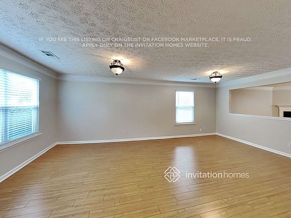 5th image of 525 Kensington Park Dr
