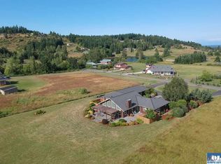 143 Lakeview Dr, Sequim, WA 98382