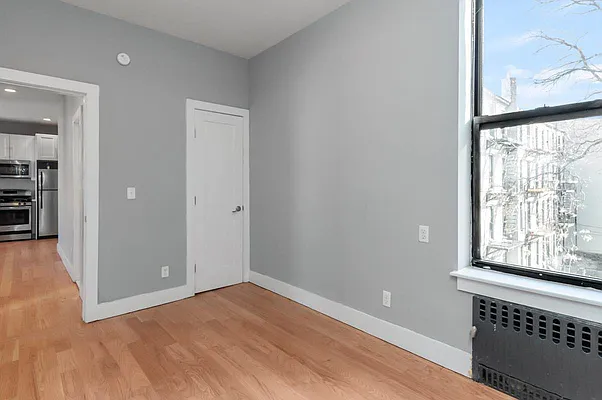 Rented by Space Real Estate | media 28