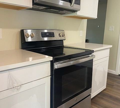 3rd image of 2902 Azle Ave #B