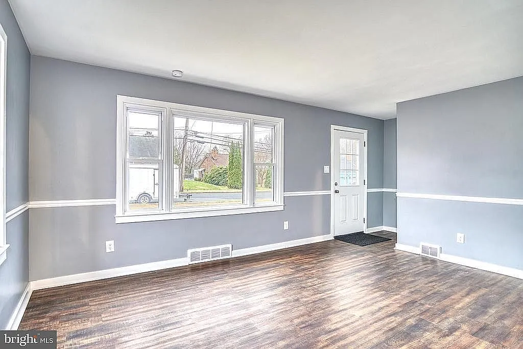 3 bed, 1723 sqft, $1,400 — Photo 4