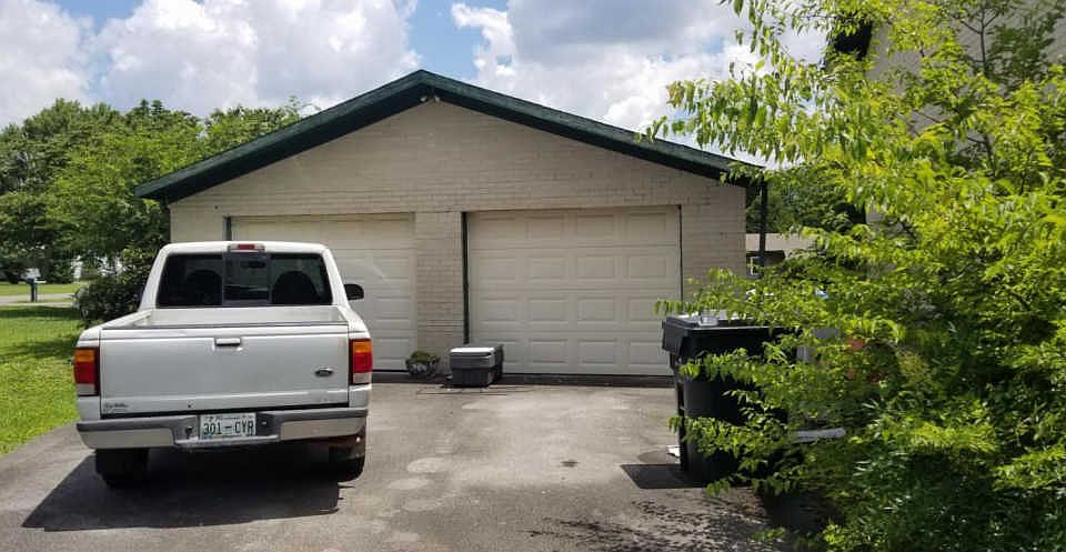 2nd image of 3404 Fairway Rd