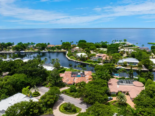 9 Grayvik Rd, Key Largo, FL 33037