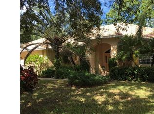 512 Henley Dr, Naples, FL 34104