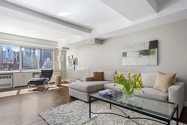 Sold by Stribling | media 16