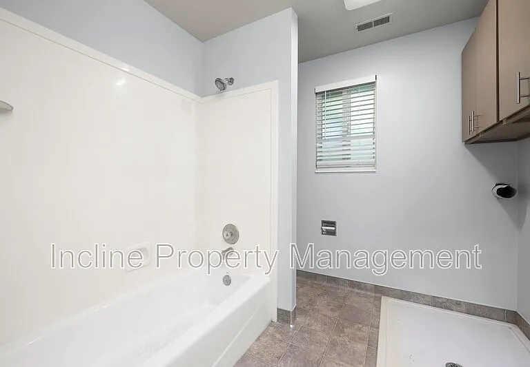 788 N 1060 W — Photo 11