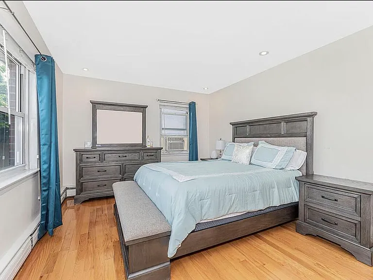 2888 Schley Ave #2 — Photo 2