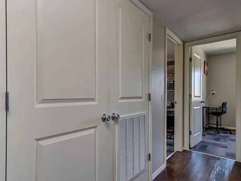 232 S Florence Ave #102 — Photo 10