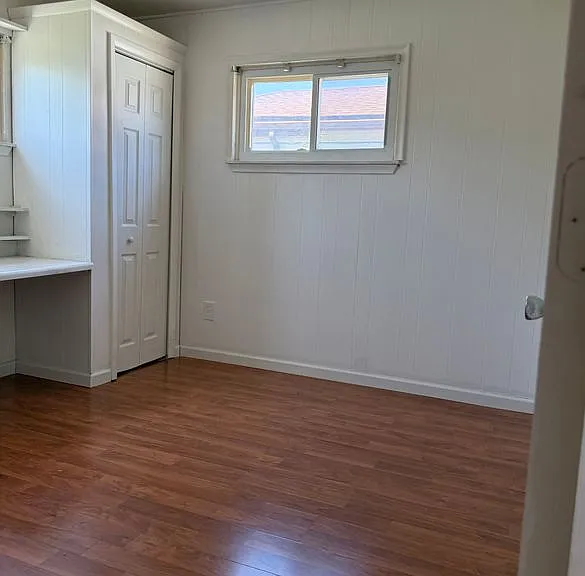 4810 Campbell St — Photo 9
