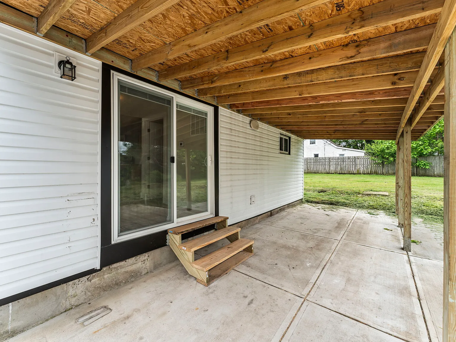 3 bed, 900 sqft, $1,500 — Photo 4