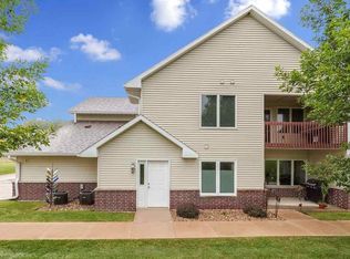 4241 Eastpark Rd UNIT 4, Cedar Falls, IA 50613