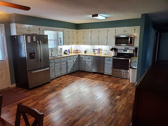 Kitchen/dining area