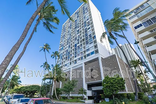 2611 Ala Wai Blvd #801 Photo 1