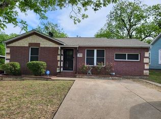 4112 Avenue N, Fort Worth, TX 76105