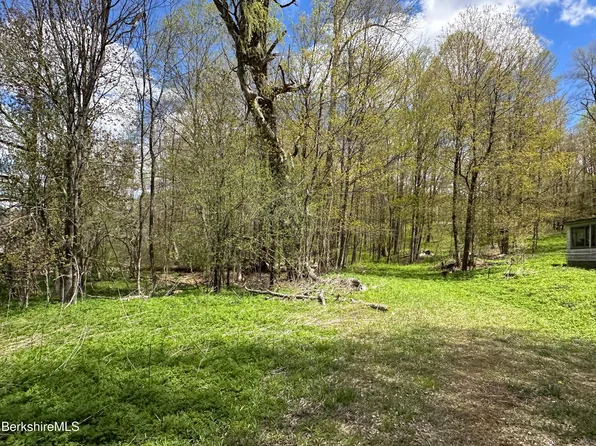 2447 State Rd, Richmond, MA 01254